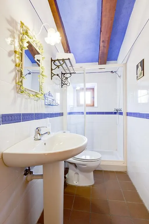 Hostal Mas Petit, Turisme Rural La Bisbal d'Emporda España